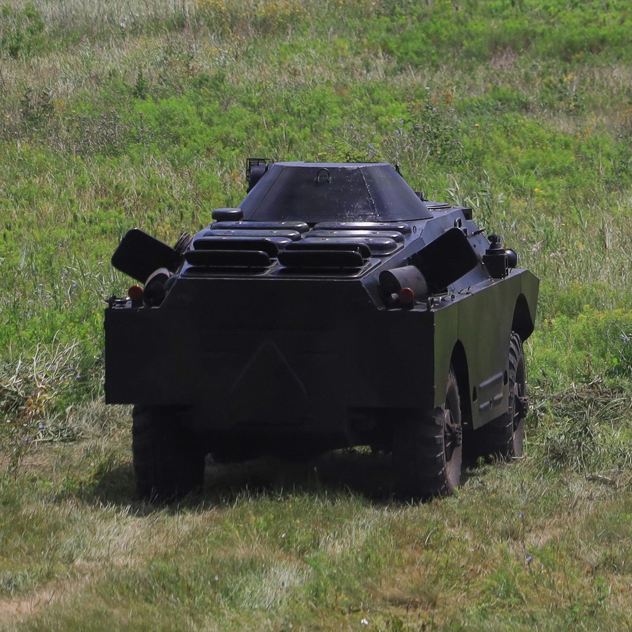 unmanned-ground-vehicle-image