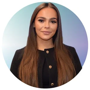 Headshot of Kacie Flatt